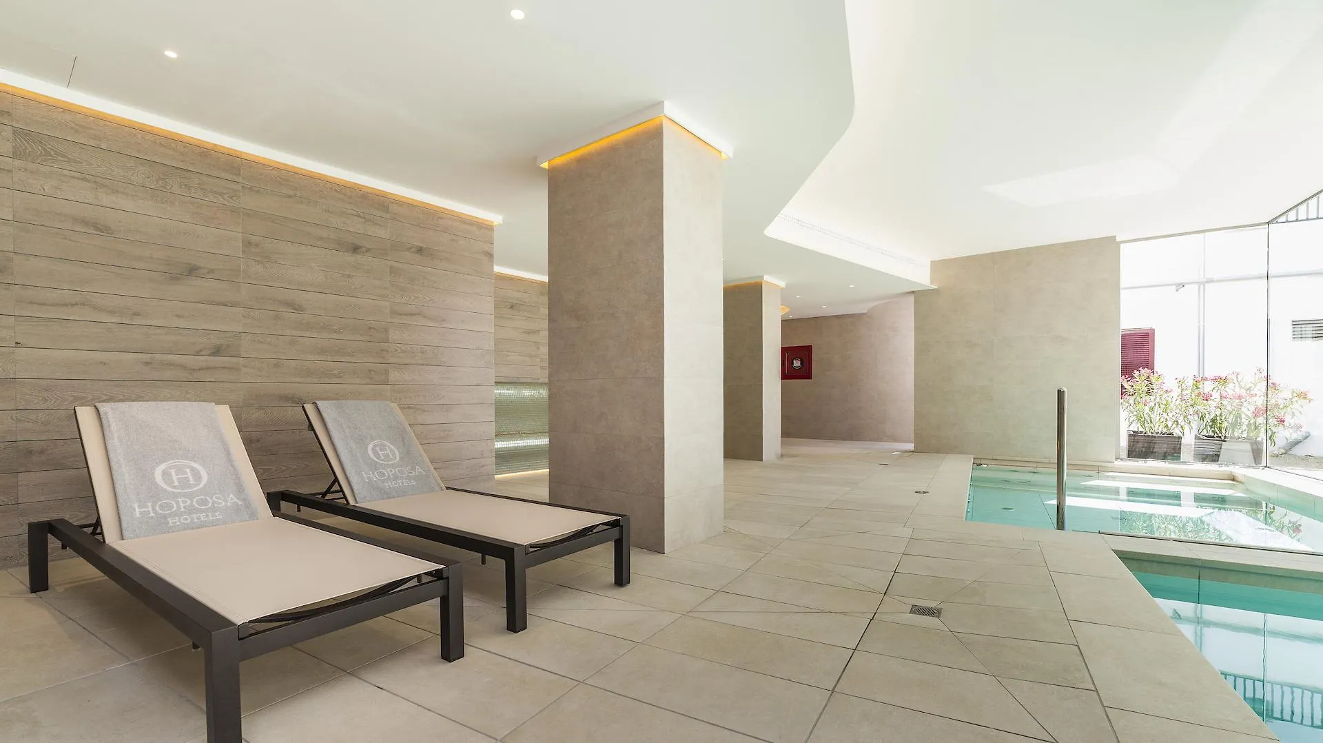 ****  Hoposa Uyal Hotel Port de Pollenca Spain